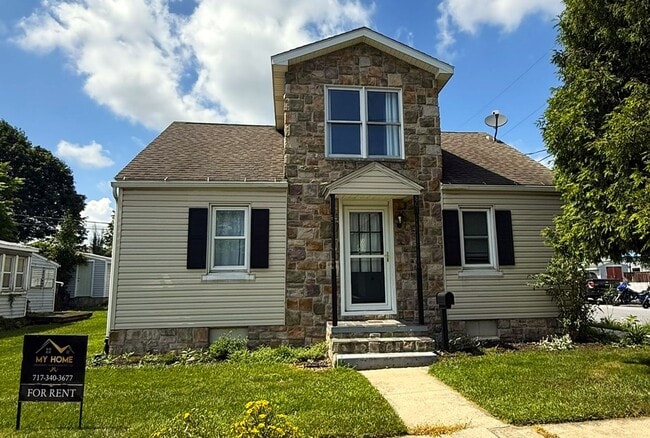 Primary Photo - 801 W Cherry St