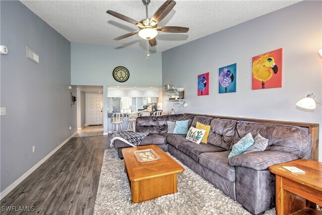 Building Photo - 15410 River Vista Dr