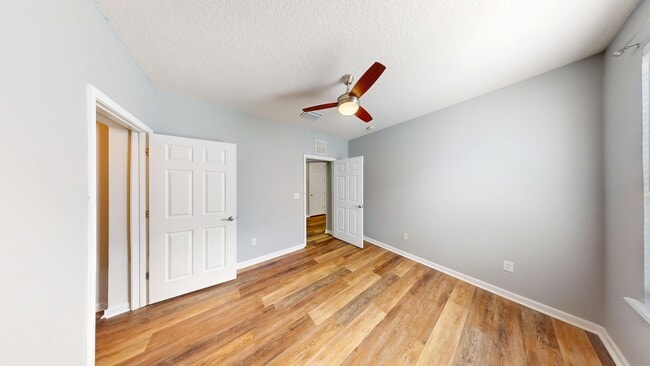 Building Photo - Spacious 2Bed/ 2Bath Condo With Office and 1-Car Garage - Bartram Park - Available NOW!