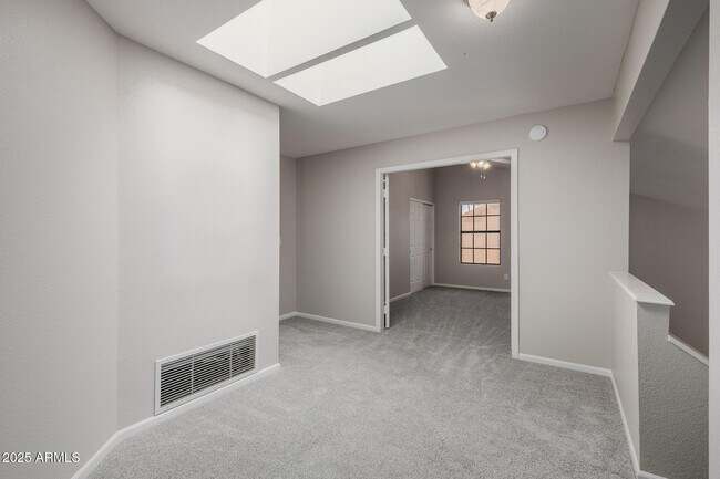 Building Photo - 16809 S 33rd Way