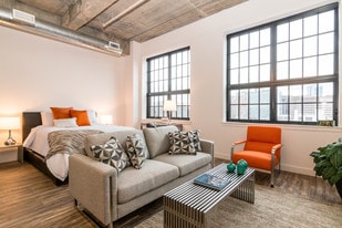 Studio 06 Line - Norden Lofts