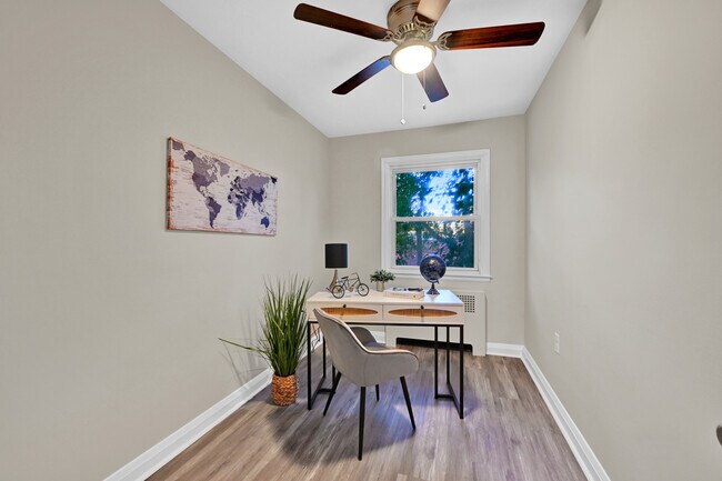 Building Photo - 104 Westowne Rd