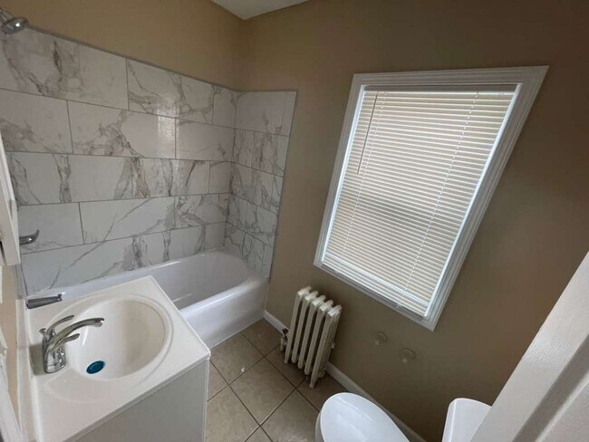 Building Photo - 13620 Kentucky St