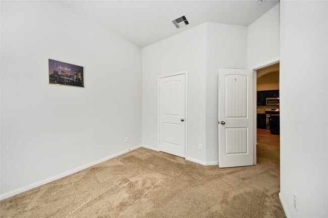 Building Photo - 20043 Poppy Hills Ln