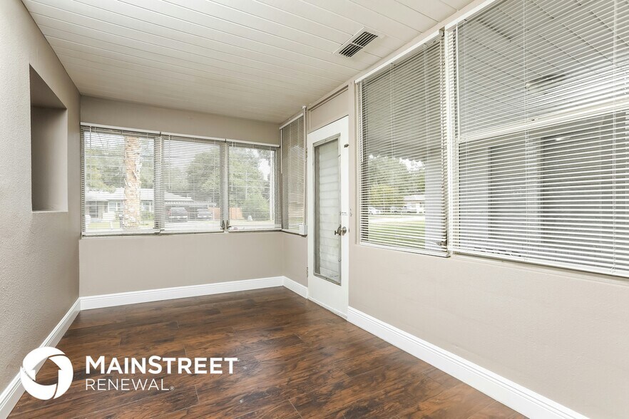 Building Photo - 19 Volusia Dr