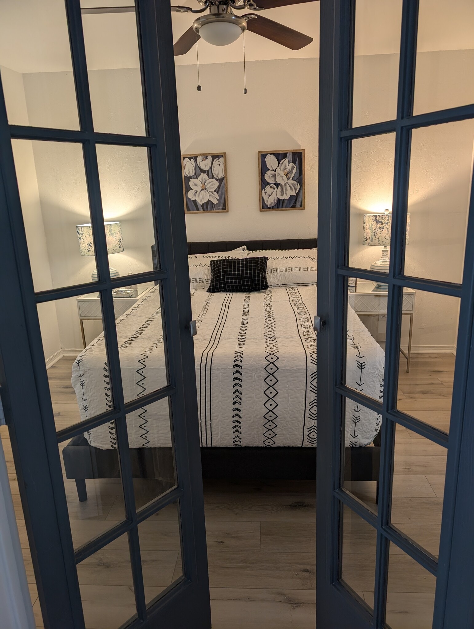 Building Photo - 18333 Roehampton Dr