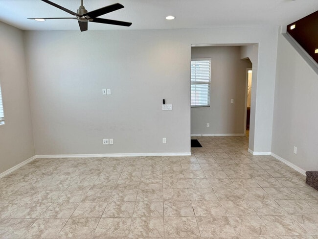 Building Photo - 14220 W Buckskin Trl