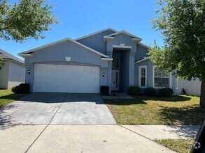 Building Photo - 4 Bedroom 3 Bath Single Family Home