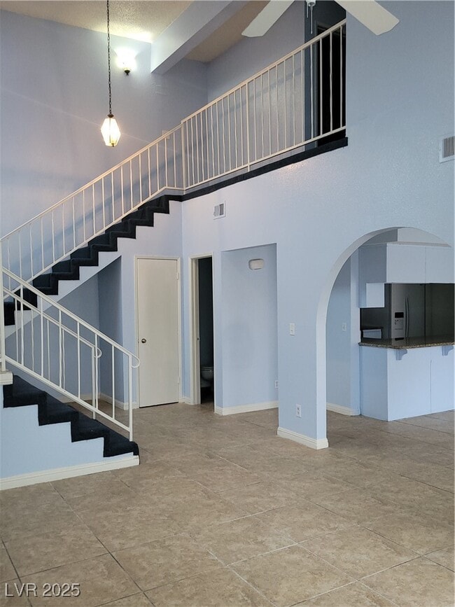 Building Photo - 610 Sea Pines Ln