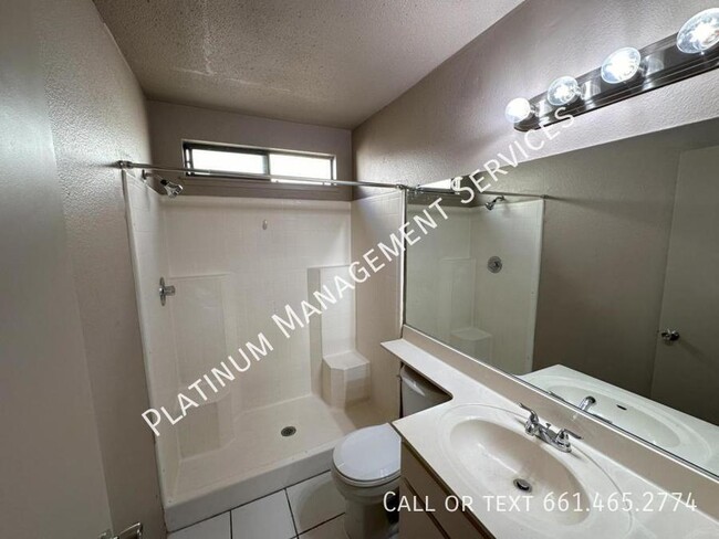 Building Photo - 37609 15th St E