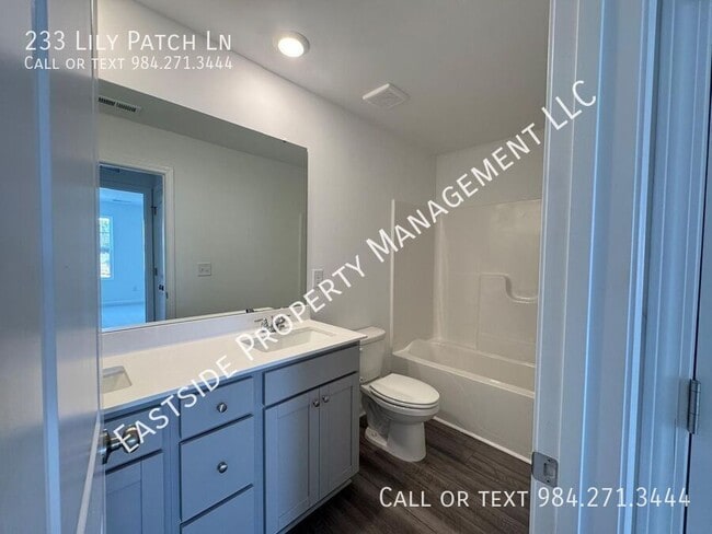 Building Photo - 233 Lily Patch Ln