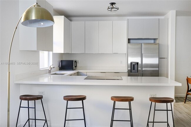 Building Photo - 160 NE 57th St