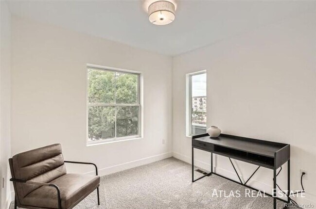 Building Photo - 115 W 2nd Ave