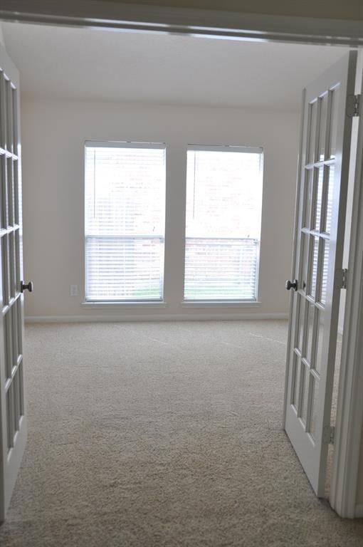 Building Photo - 12814 Quail Creek Dr
