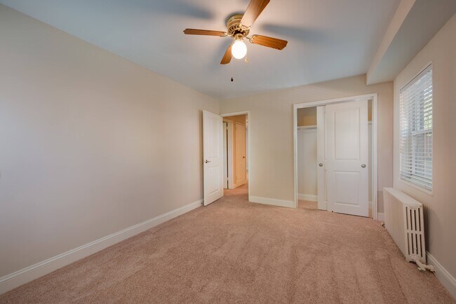 Building Photo - Springfield Gardens