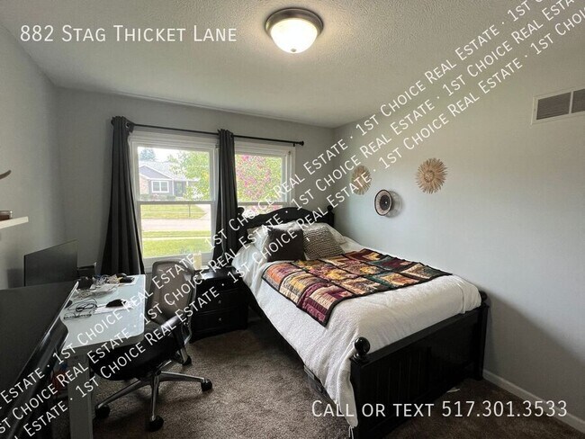 Building Photo - 882 Stag Thicket Ln
