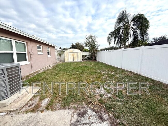 Building Photo - 376 Imperial Dr