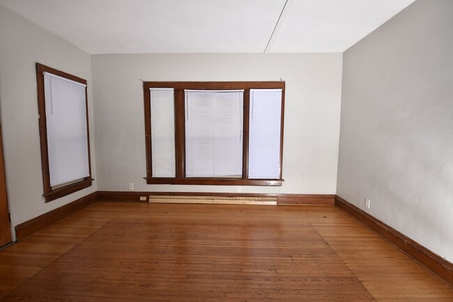 Building Photo - 508 S St Joseph St