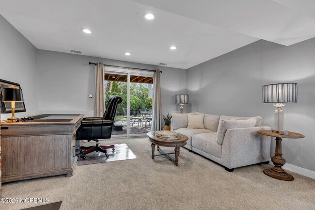 Building Photo - 2412 Homestead Ave