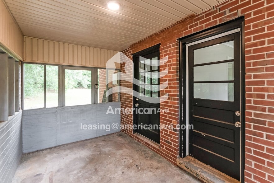 Building Photo - 2659 Pauladale Dr