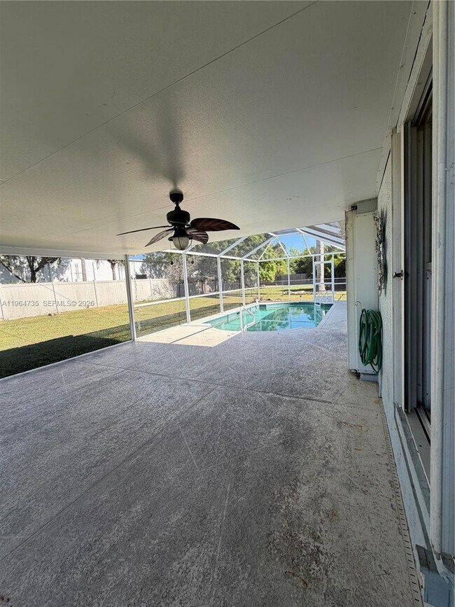 Building Photo - 15561 Spring Line Ln