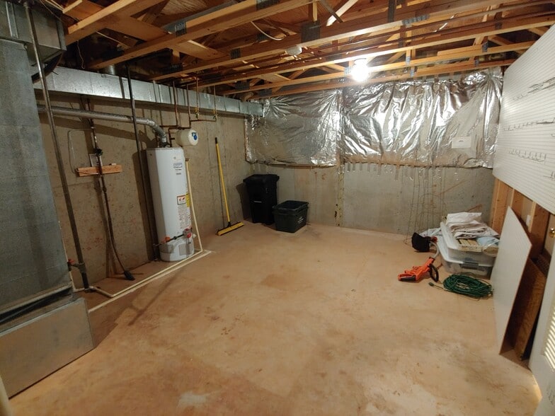 Building Photo - 47608 Sandbank Sq