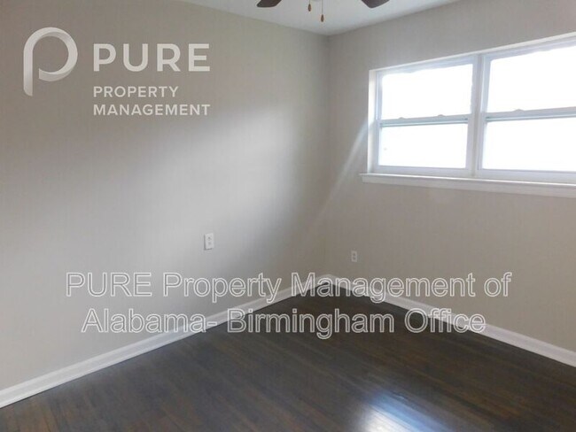 Building Photo - 2028 Progress St