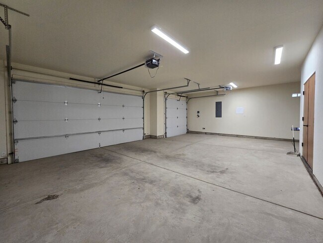 Building Photo - 12 Pinon Doblado