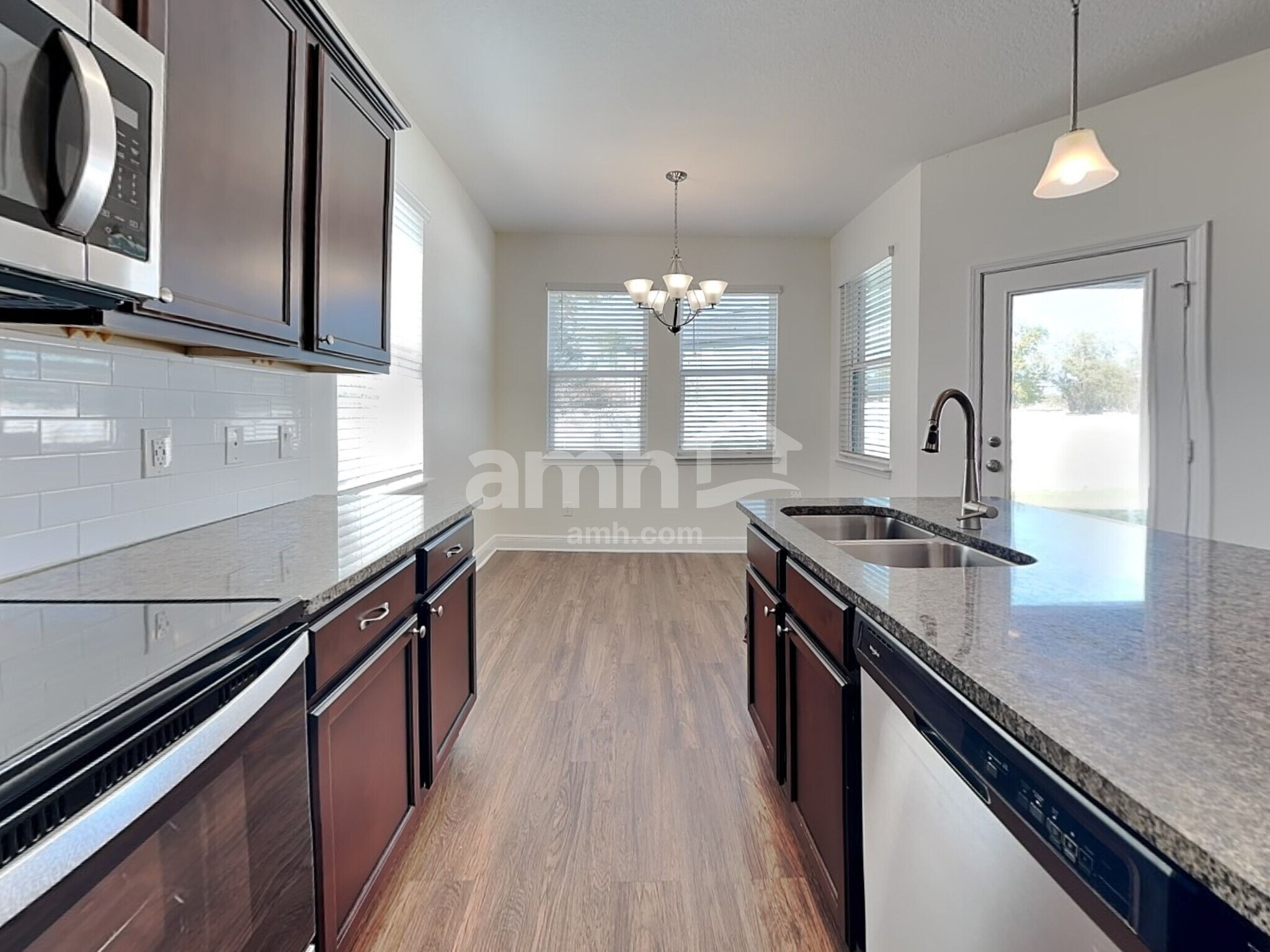 Building Photo - 1312 Celery Ave