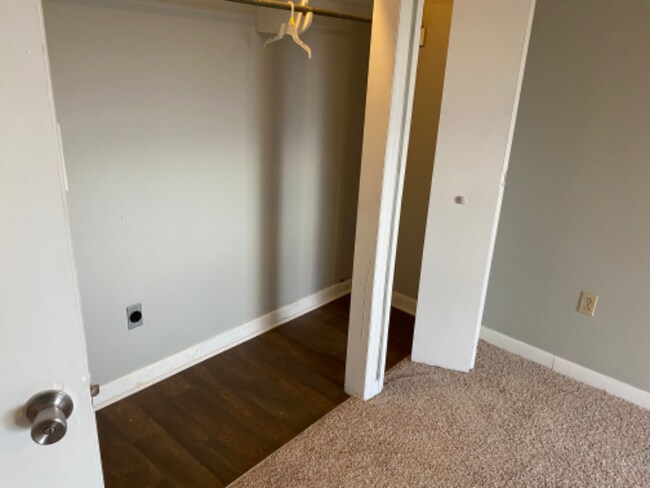 Building Photo - 361 Belmont Dr