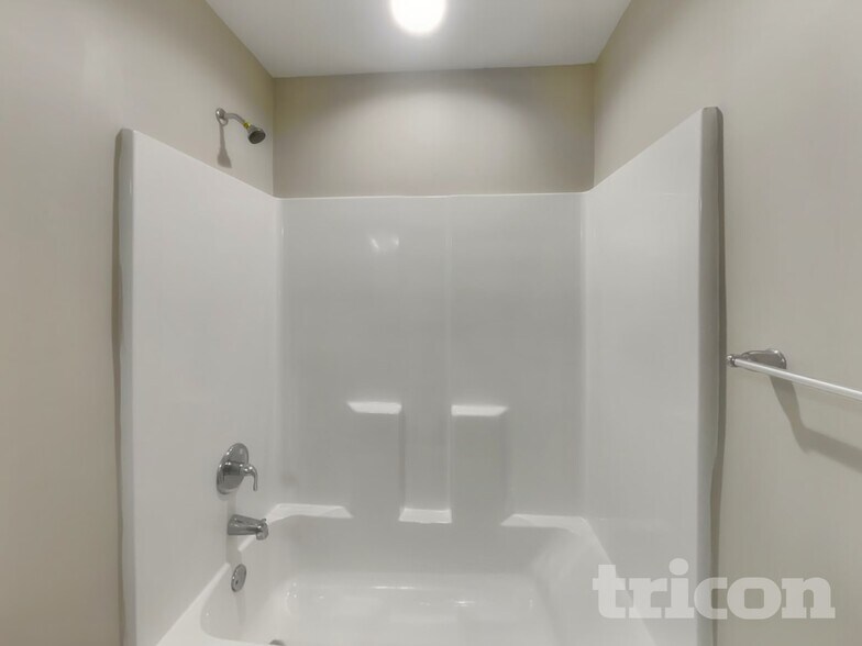 Building Photo - 30 Doolittle Ct