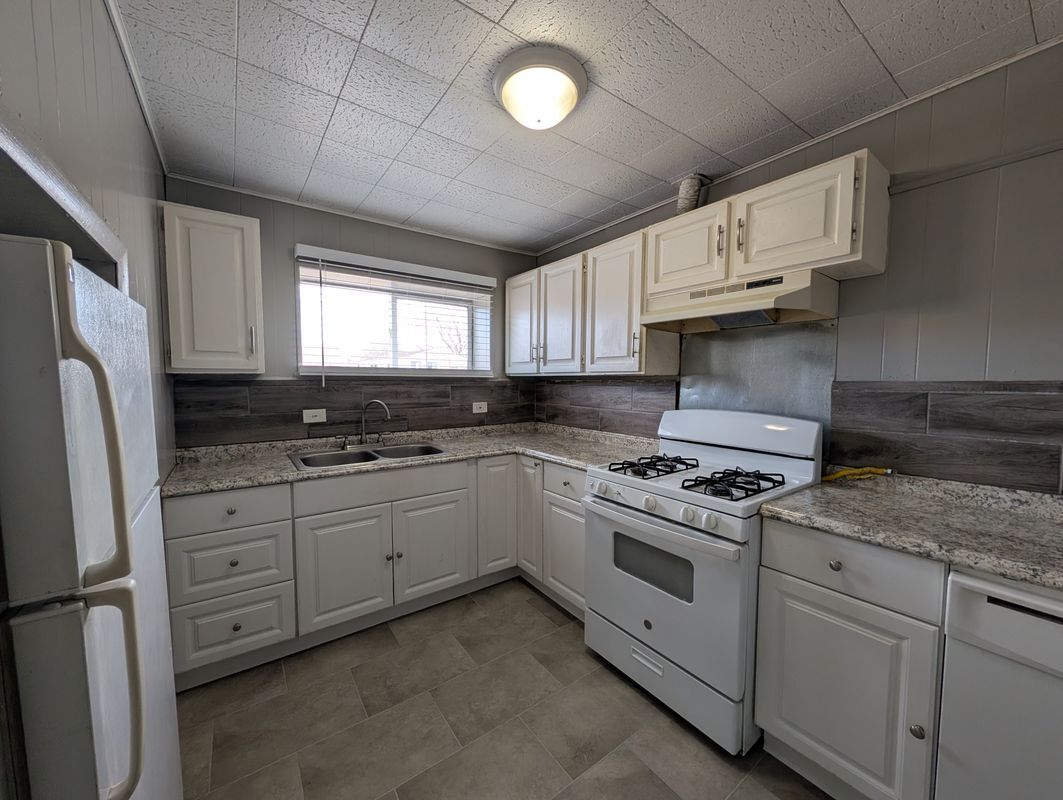 Building Photo - 1649 Florence St