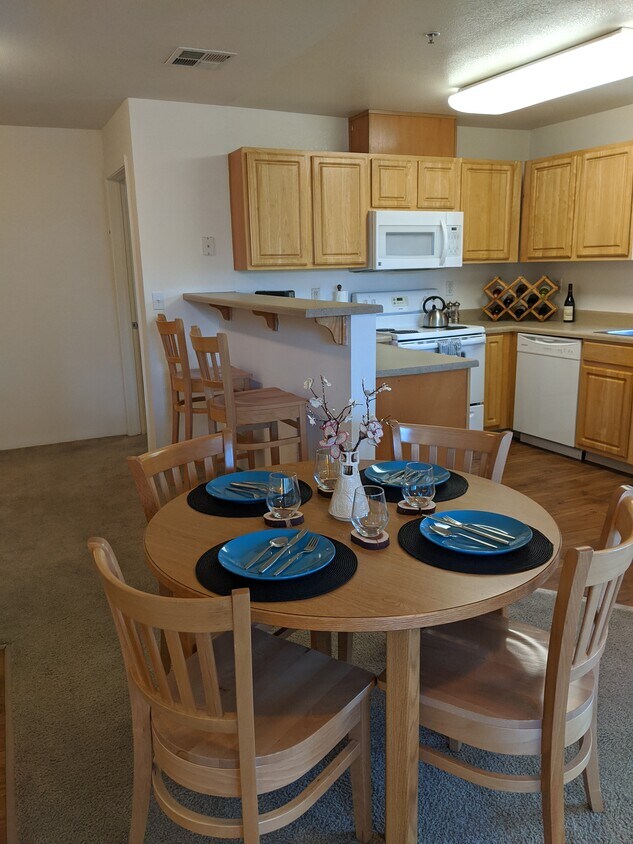 The Lexington Apartments Davis Ca Apartment Finder