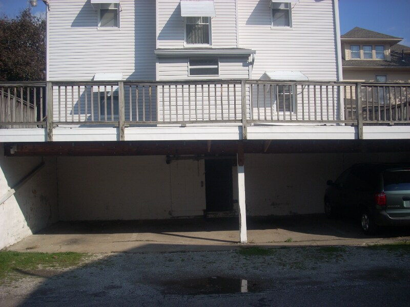 Building Photo - 1005 Broad Ave NW