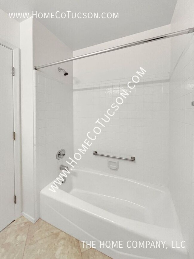 Building Photo - 37364 Arroyo Verde Dr