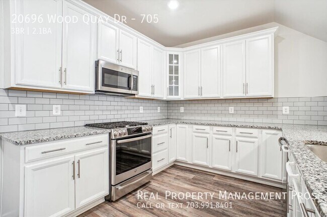 Building Photo - 20696 Wood Quay Dr