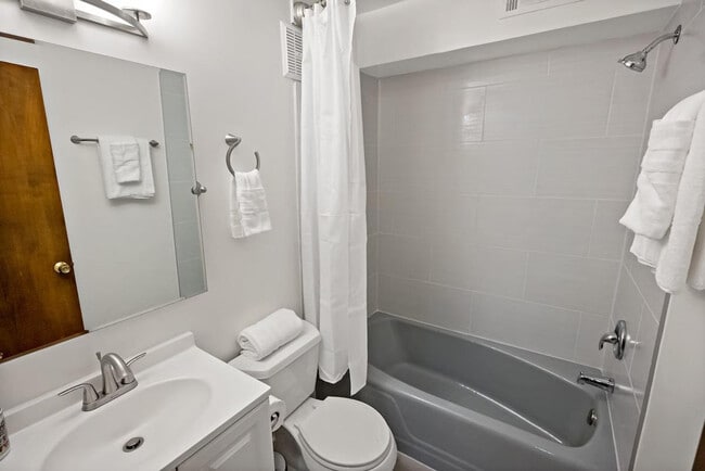 Building Photo - 3303 Water St NW