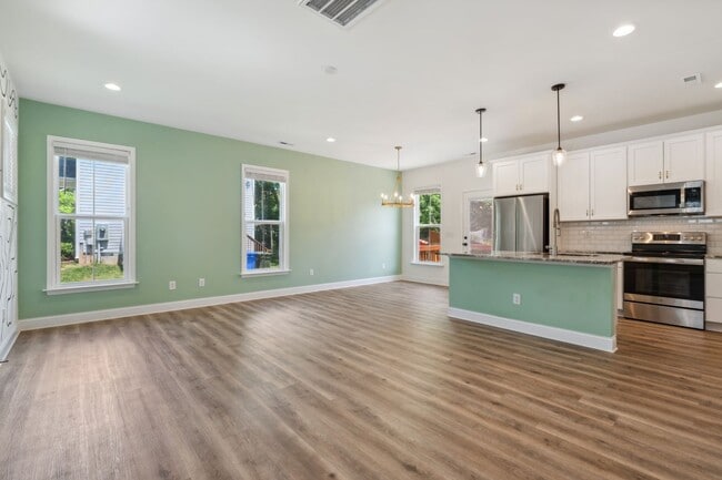 Building Photo - 3 Bed 2.5 Bath Modern Retreat-Available No...