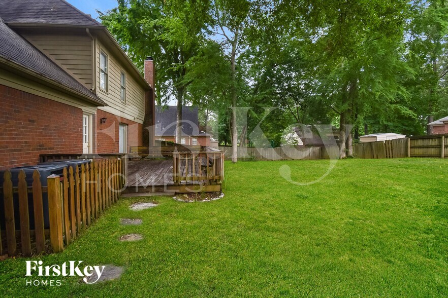 Building Photo - 1465 Fox Trace Dr