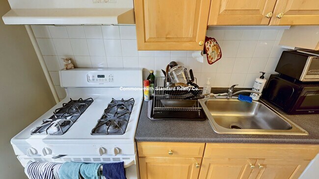 Building Photo - 1340 Commonwealth Ave