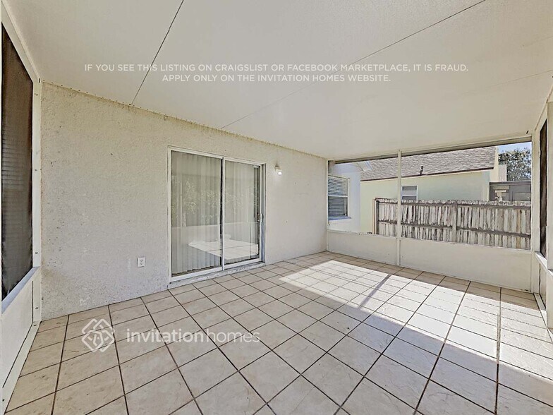 Building Photo - 3372 Jarrett Ct