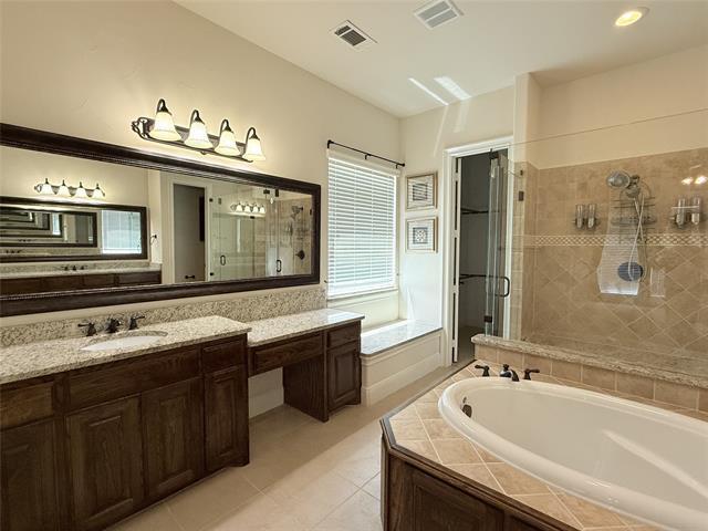 Building Photo - 7304 Meadow Glen Dr