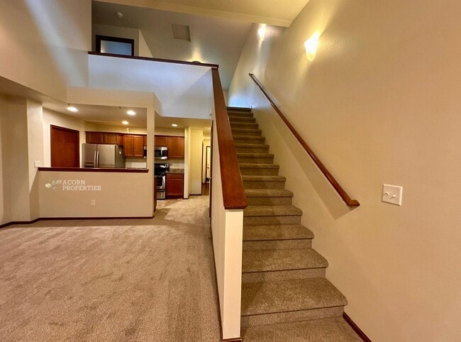 Building Photo - 1668 Stremler Dr