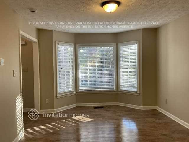 Building Photo - 130 Morning Mist Way