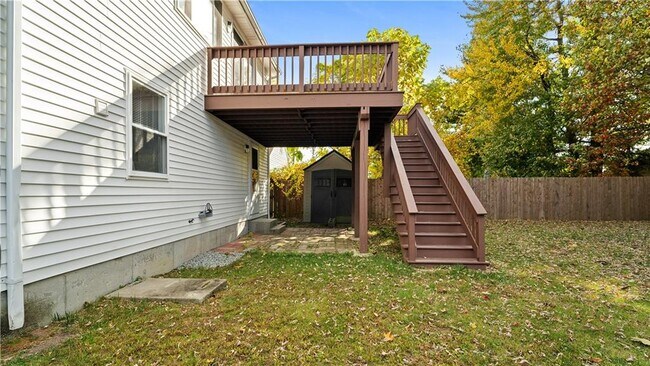 Building Photo - 15 Abbott Ave