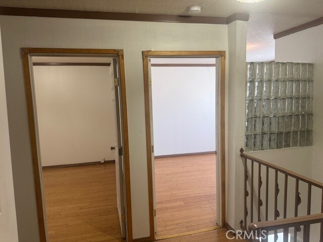 Building Photo - 428 N Hollywood Way