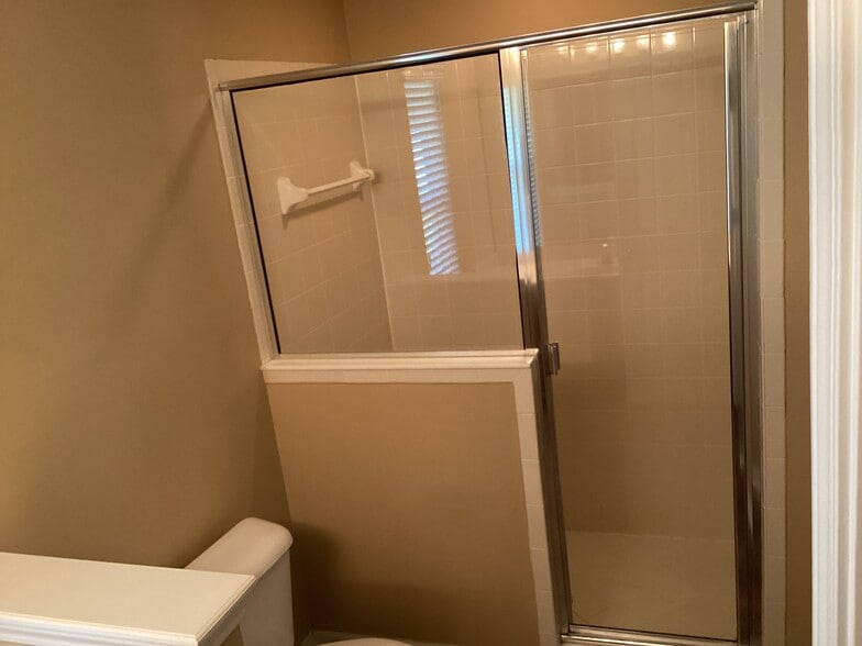 Building Photo - 4152 Lonicera Loop