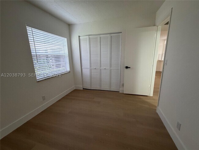 Building Photo - 3540 N University Dr