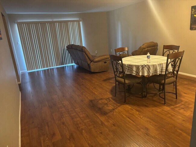 Building Photo - Charming 2BR Condo in Mesa