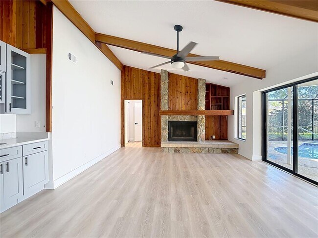 Building Photo - 4072 Belmoor Dr